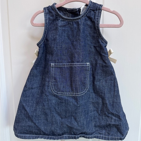 NWOT Baby Gap 6-12M Girls Chic Denim Sleeveless Tank Top Dress with Front Pocket - Picture 1 of 5